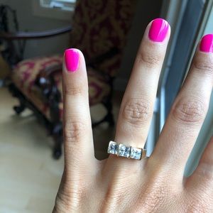 VINTAGE 14 karat yellow gold + cubic zirconia ring